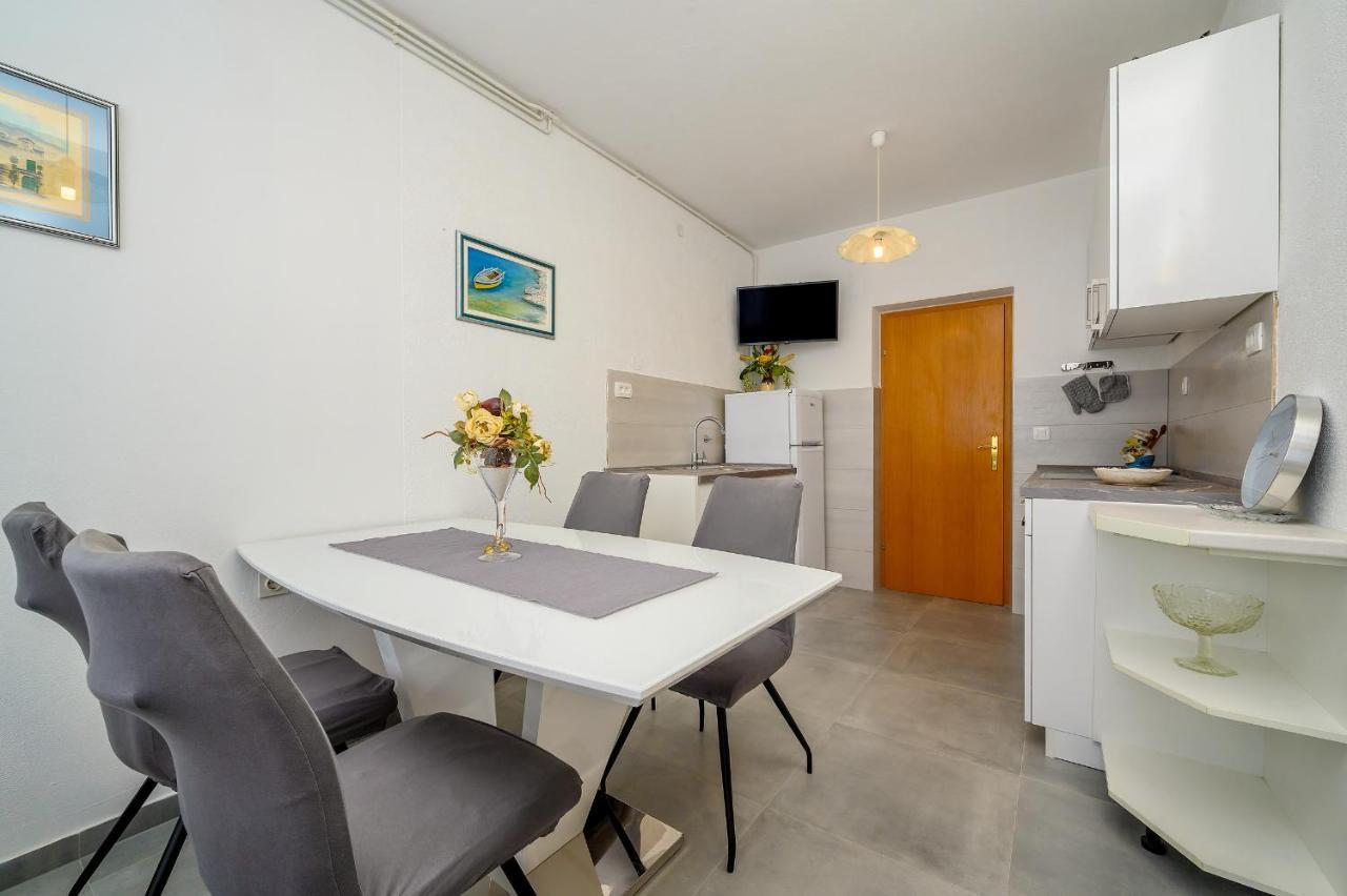 Apartments Juric Podstrana Eksteriør billede
