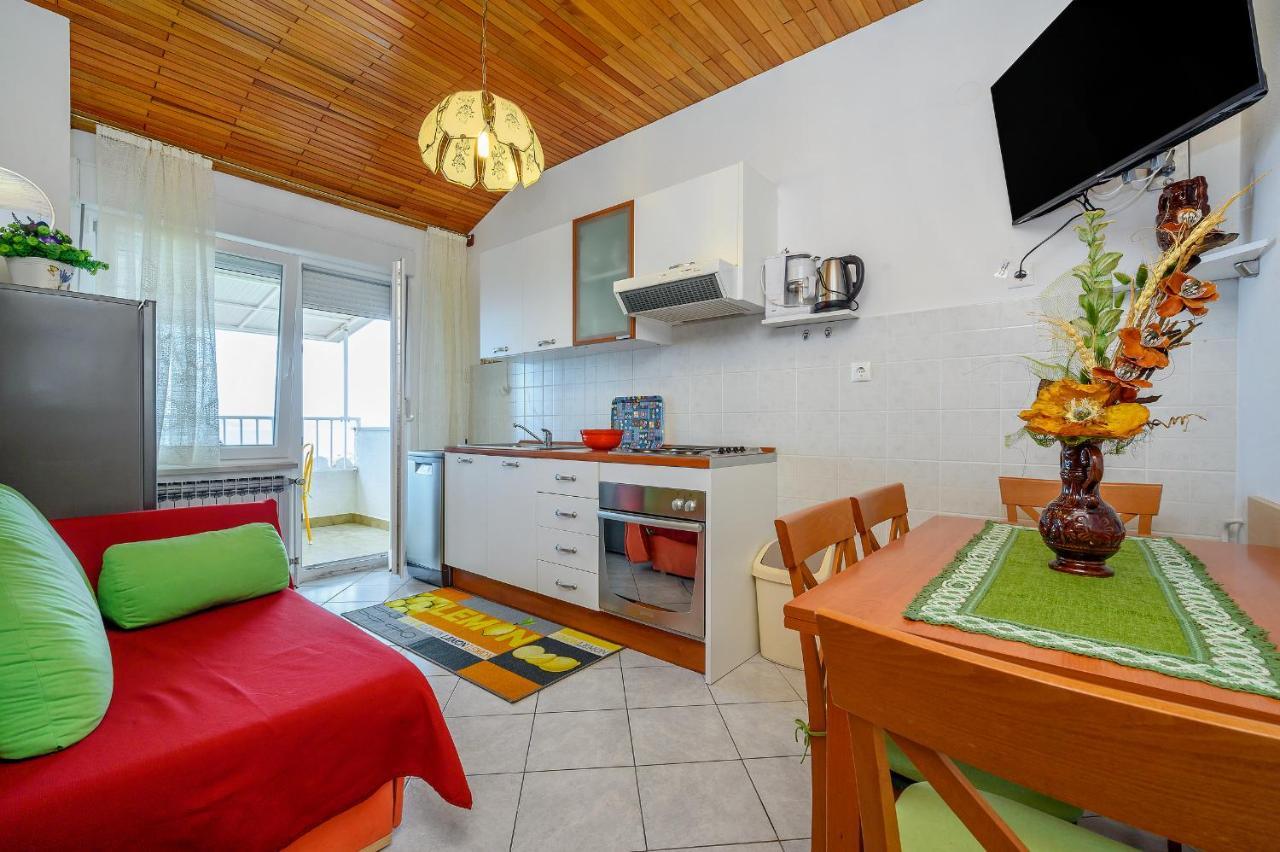 Apartments Juric Podstrana Eksteriør billede